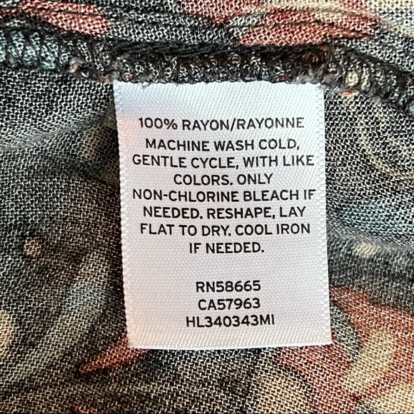 ⭐️ Nordstrom Hinge Long Sleeve Babydoll Dress V-Neck Size SMALL - Picture 5 of 5